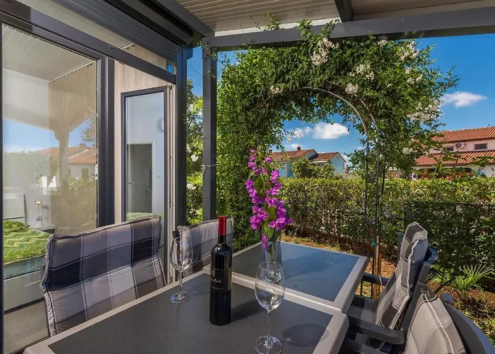 Apartament Vedran With Pool