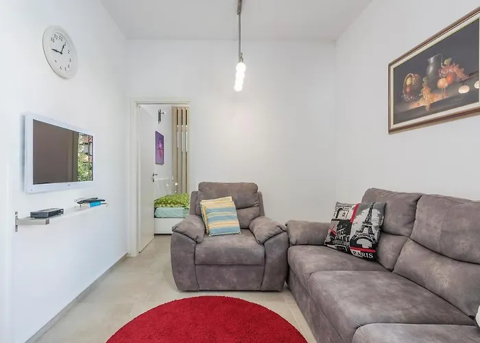 Apartament Vedran With Pool Poreč